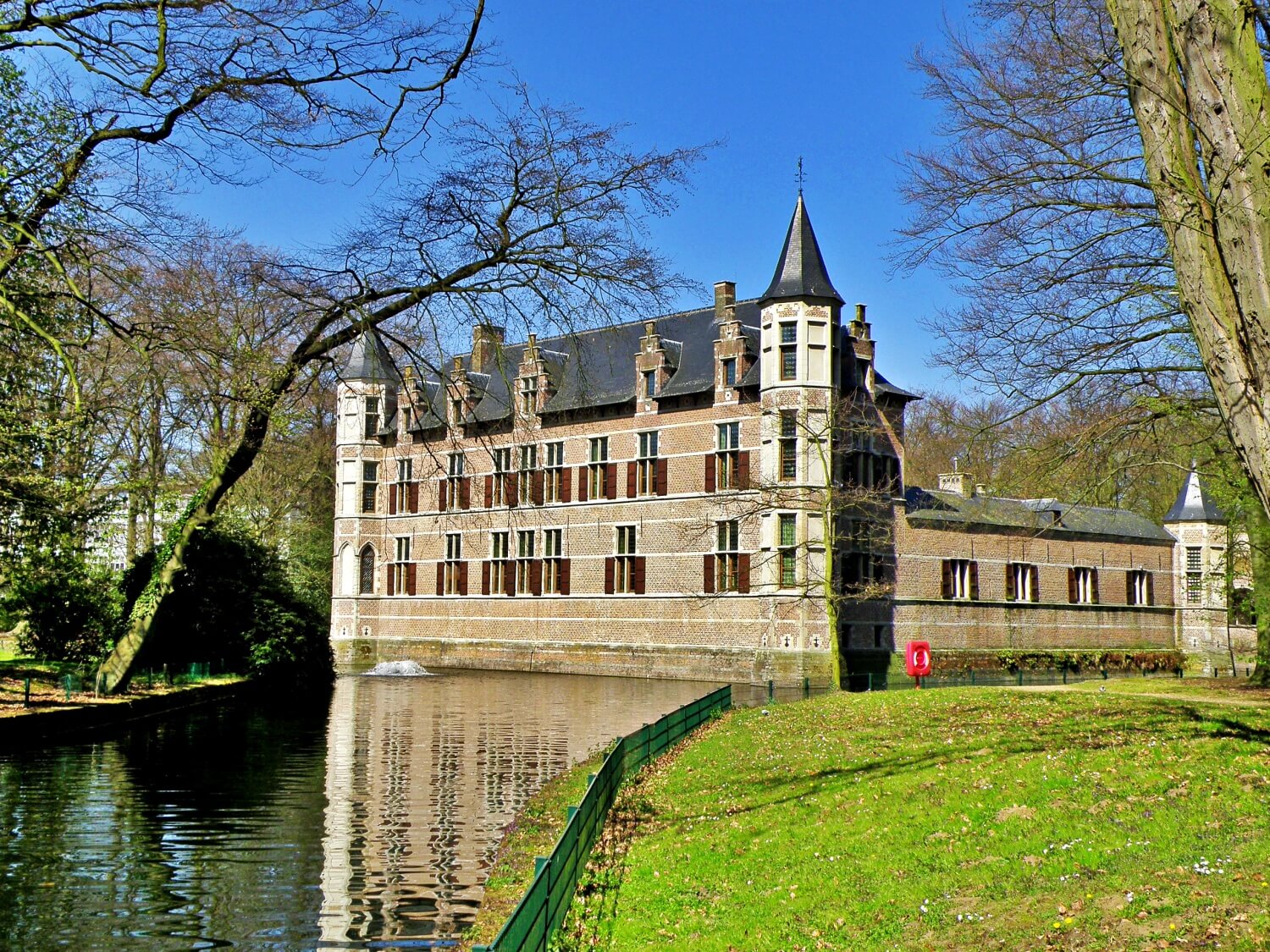 De Hof van Veltwijck in Ekeren
