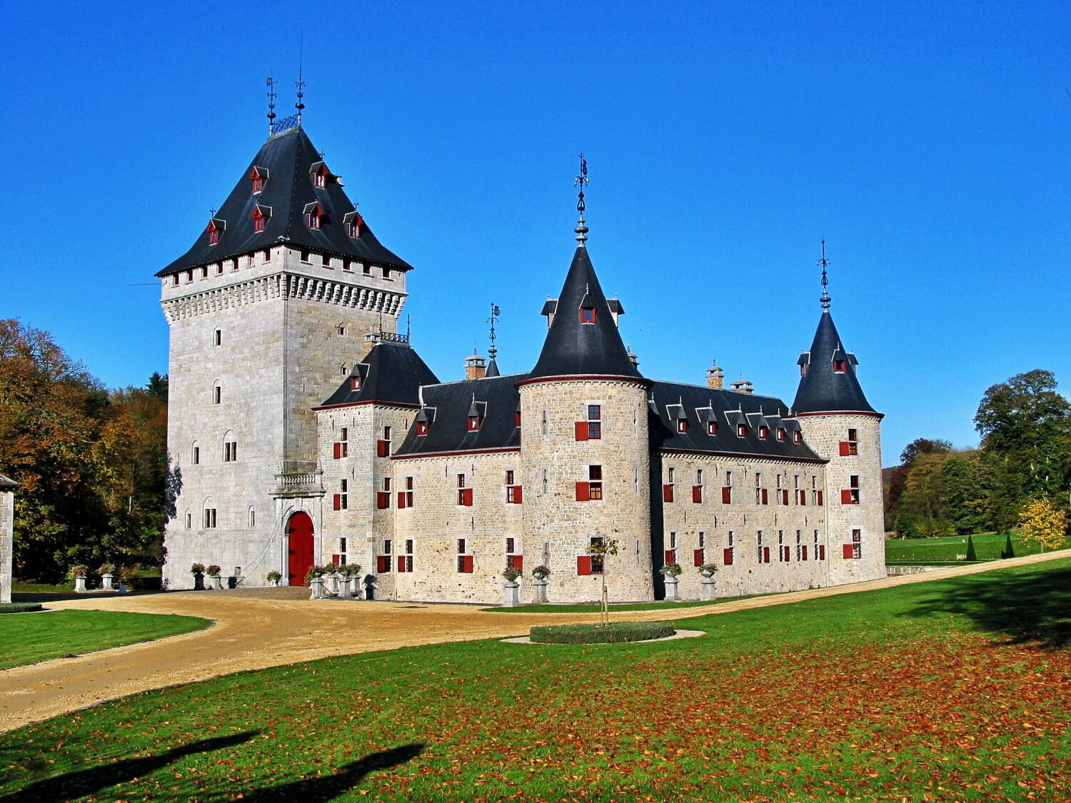 Jemeppe Castle