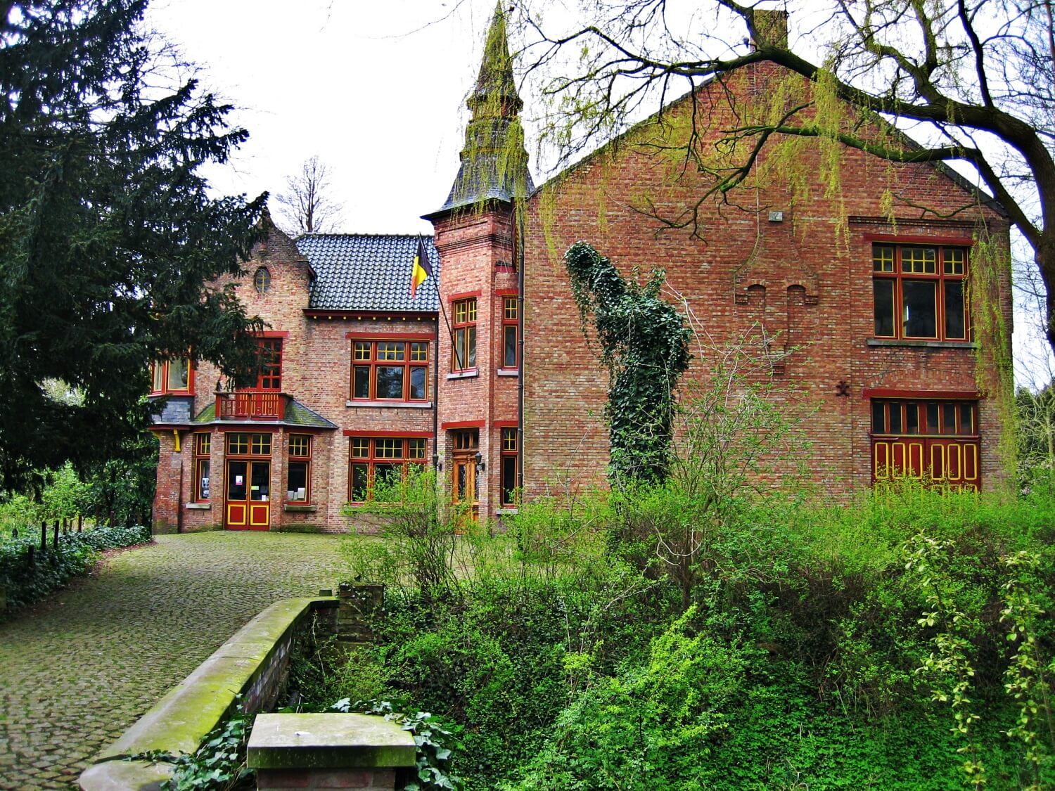 Kasteel Ravenhof (Torhout)