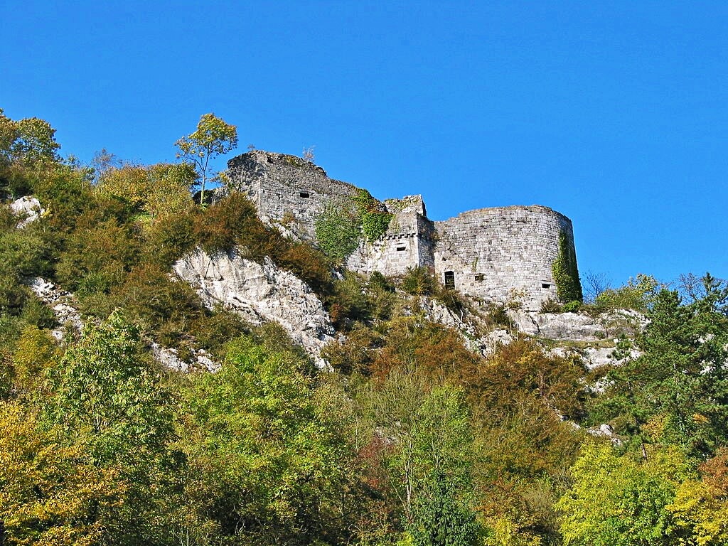 Crèvecœur Castle
