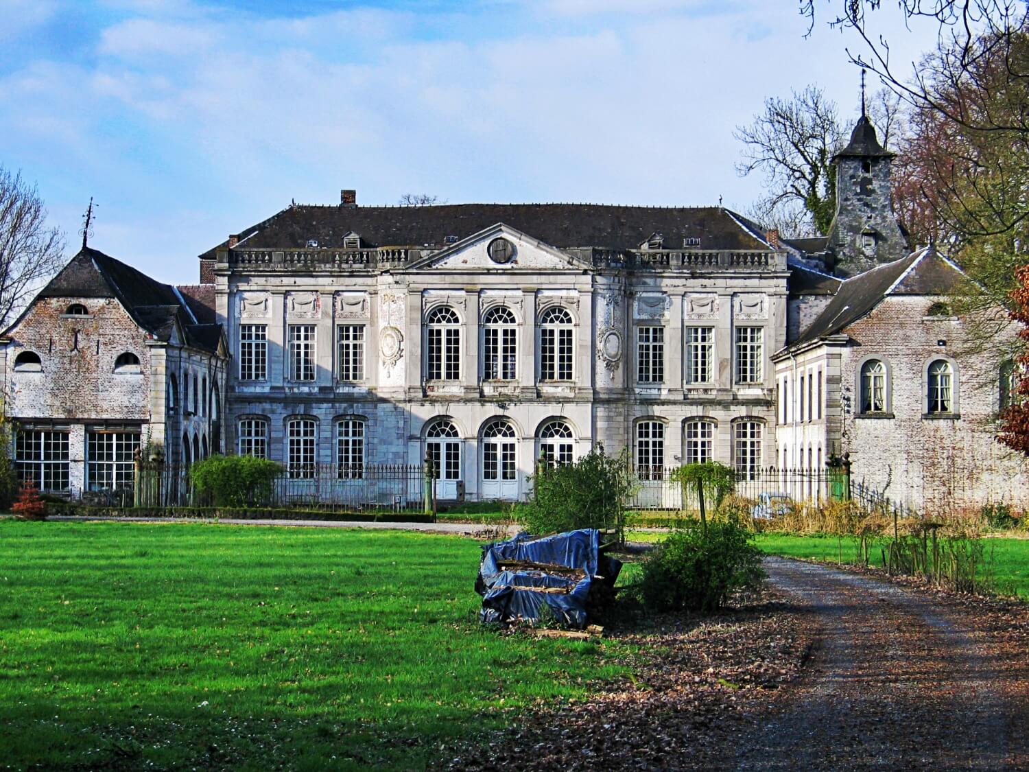 Hasselbrouck Castle
