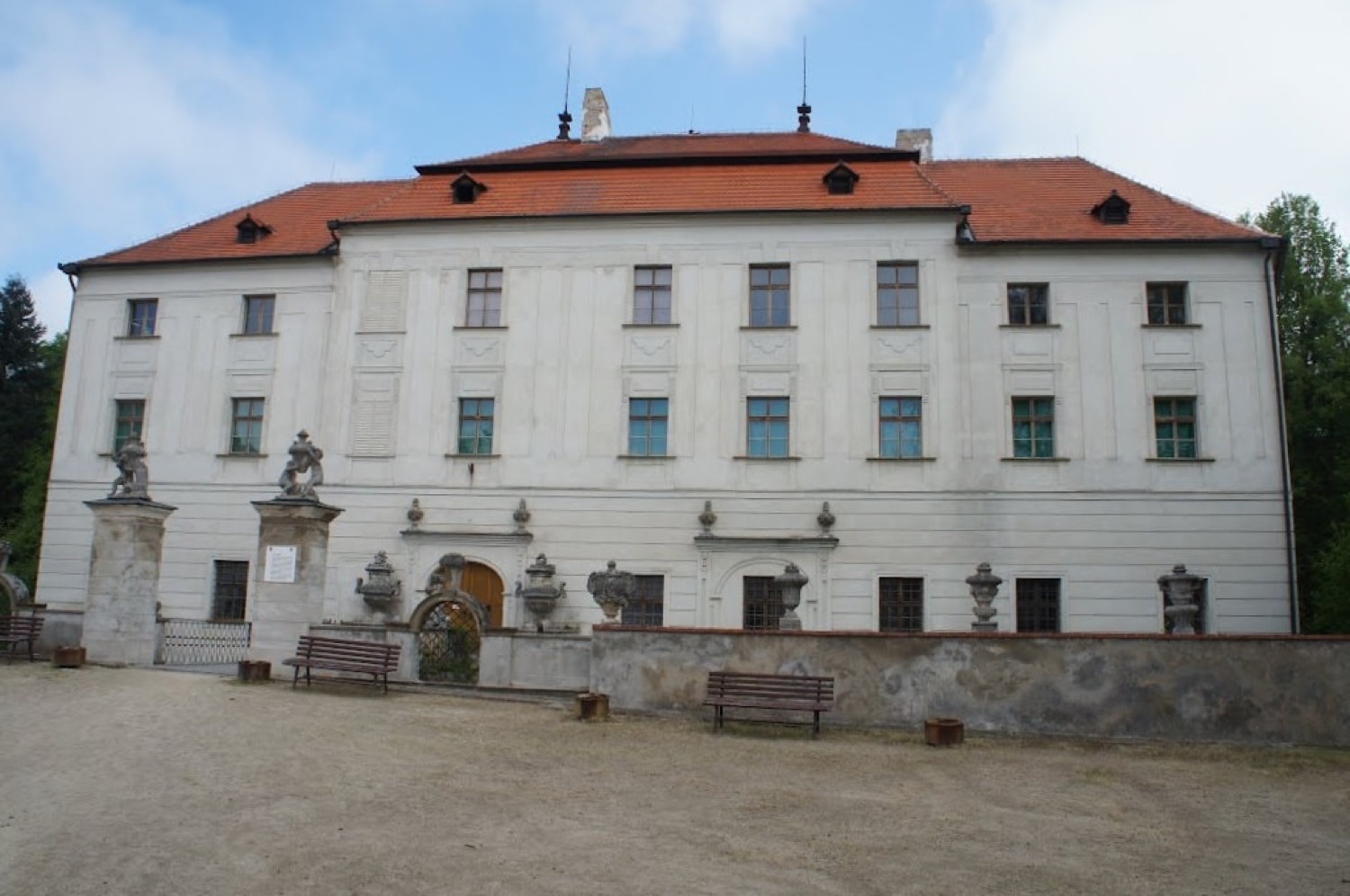 Budišov Chateau