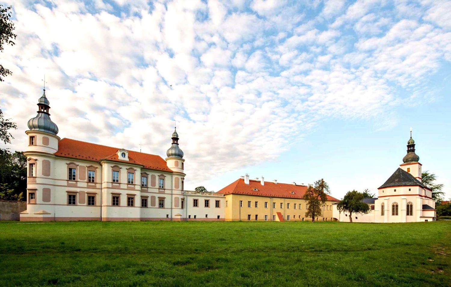 Krásné Březno Chateau