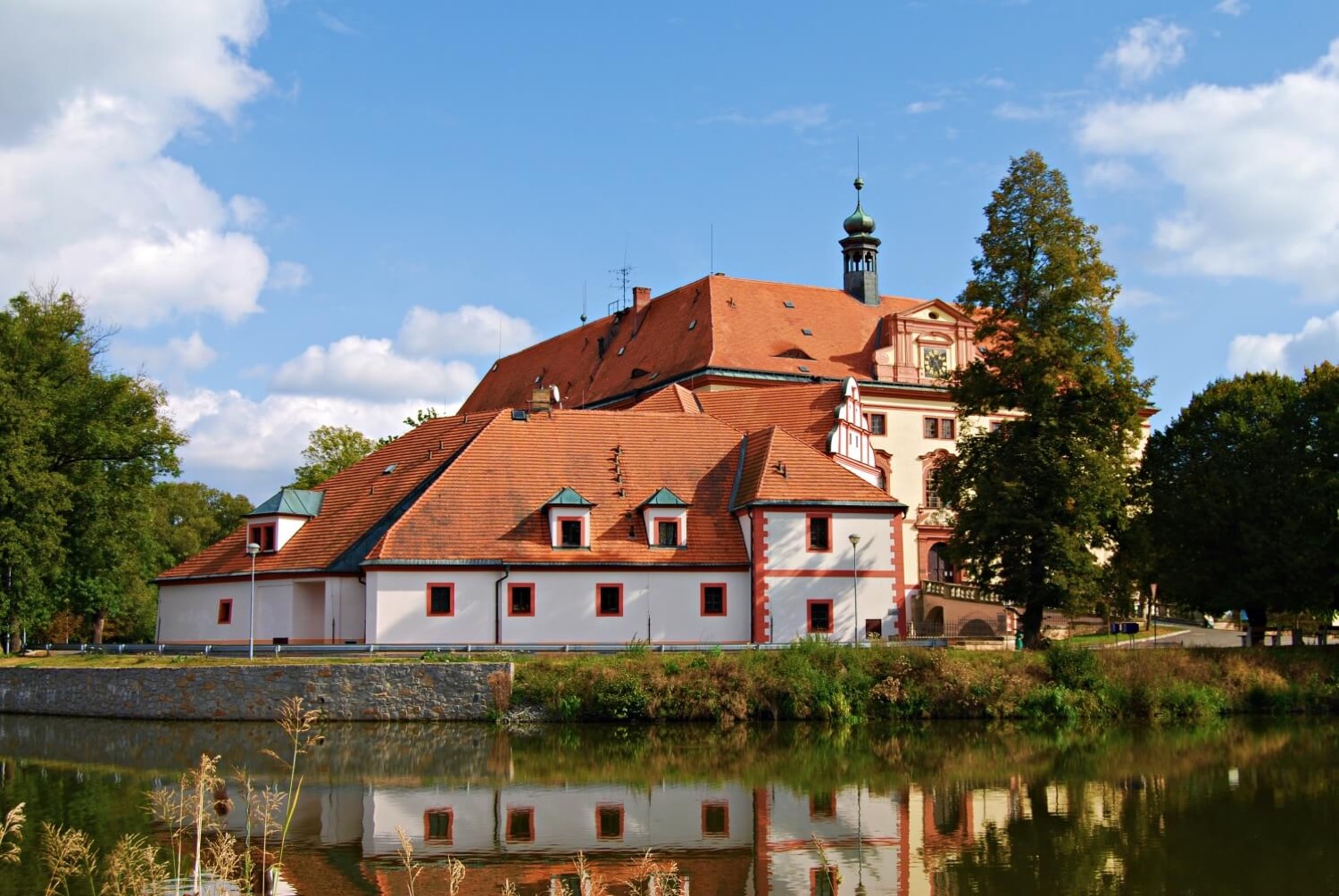 Lnáře Chateau