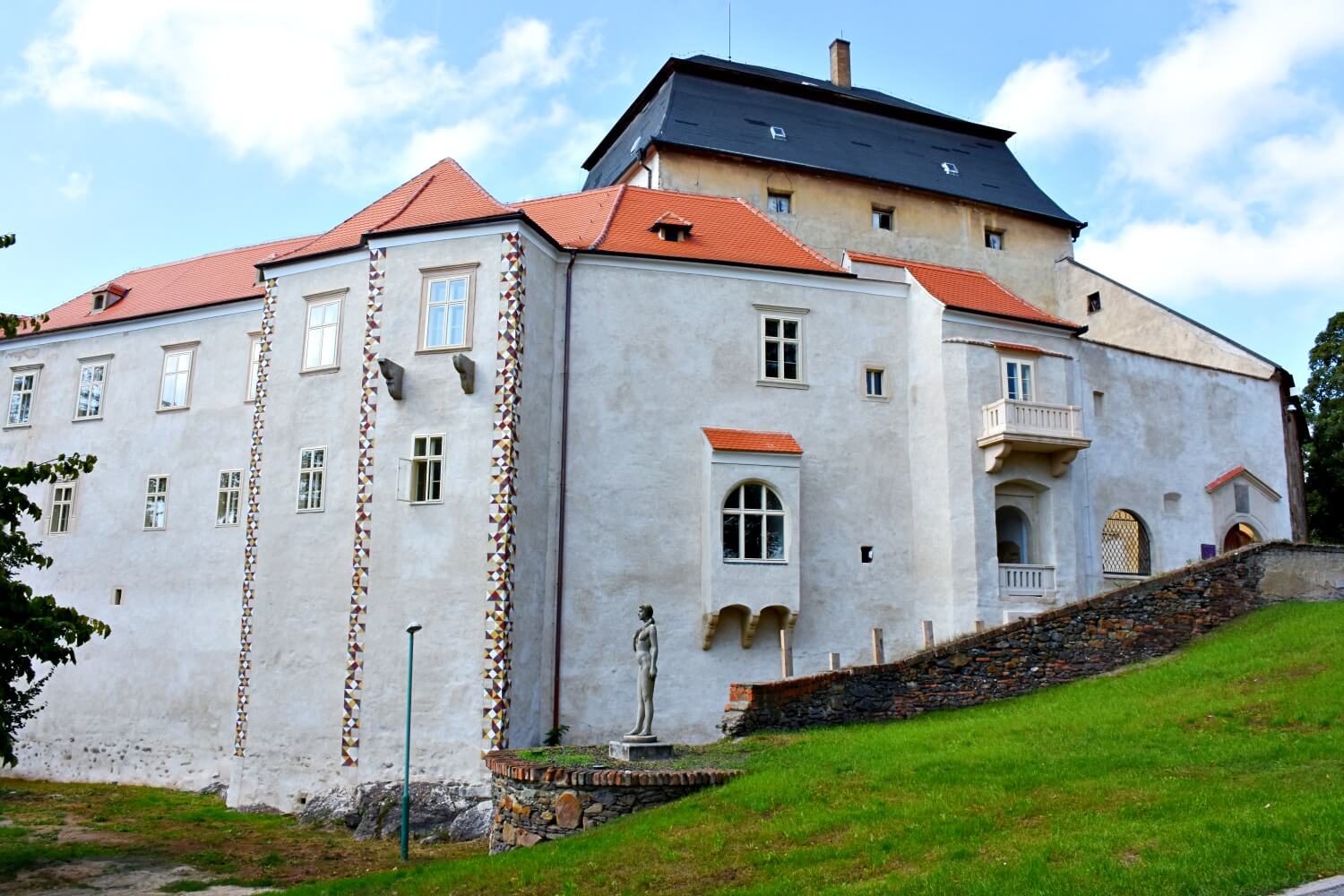 Miroslav Chateau