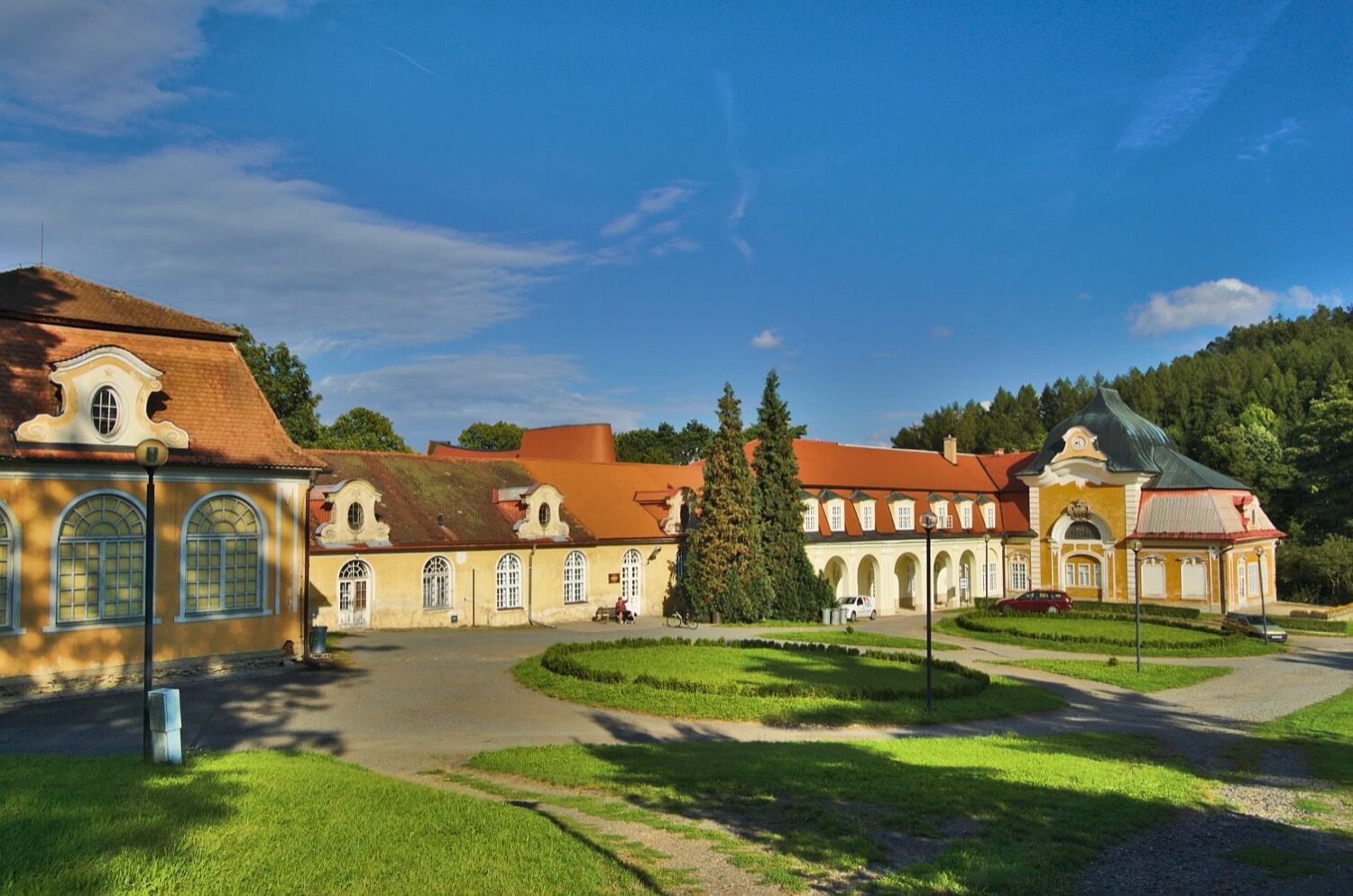 Velké Opatovice Castle