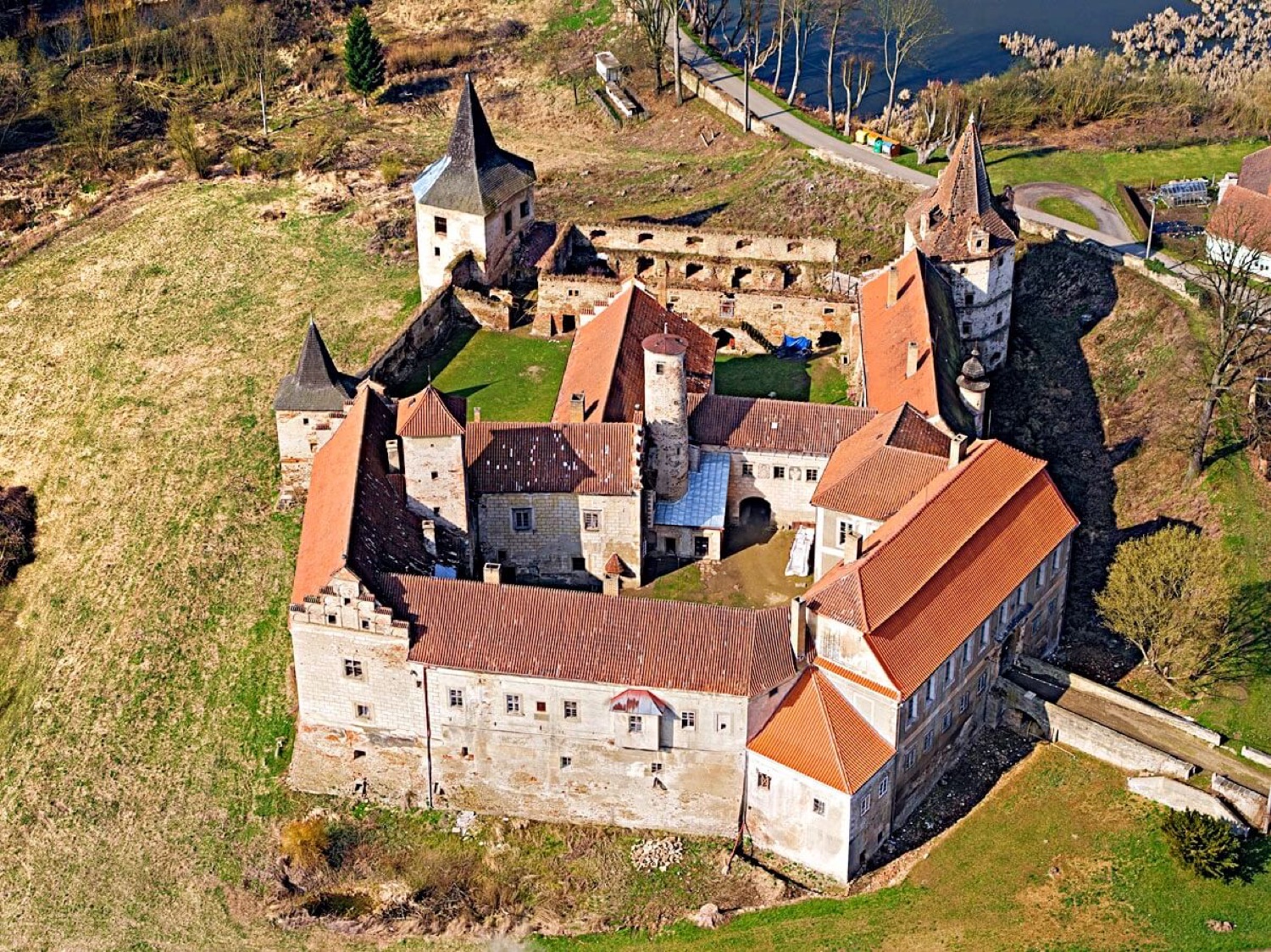 Červená Řečice Chateau