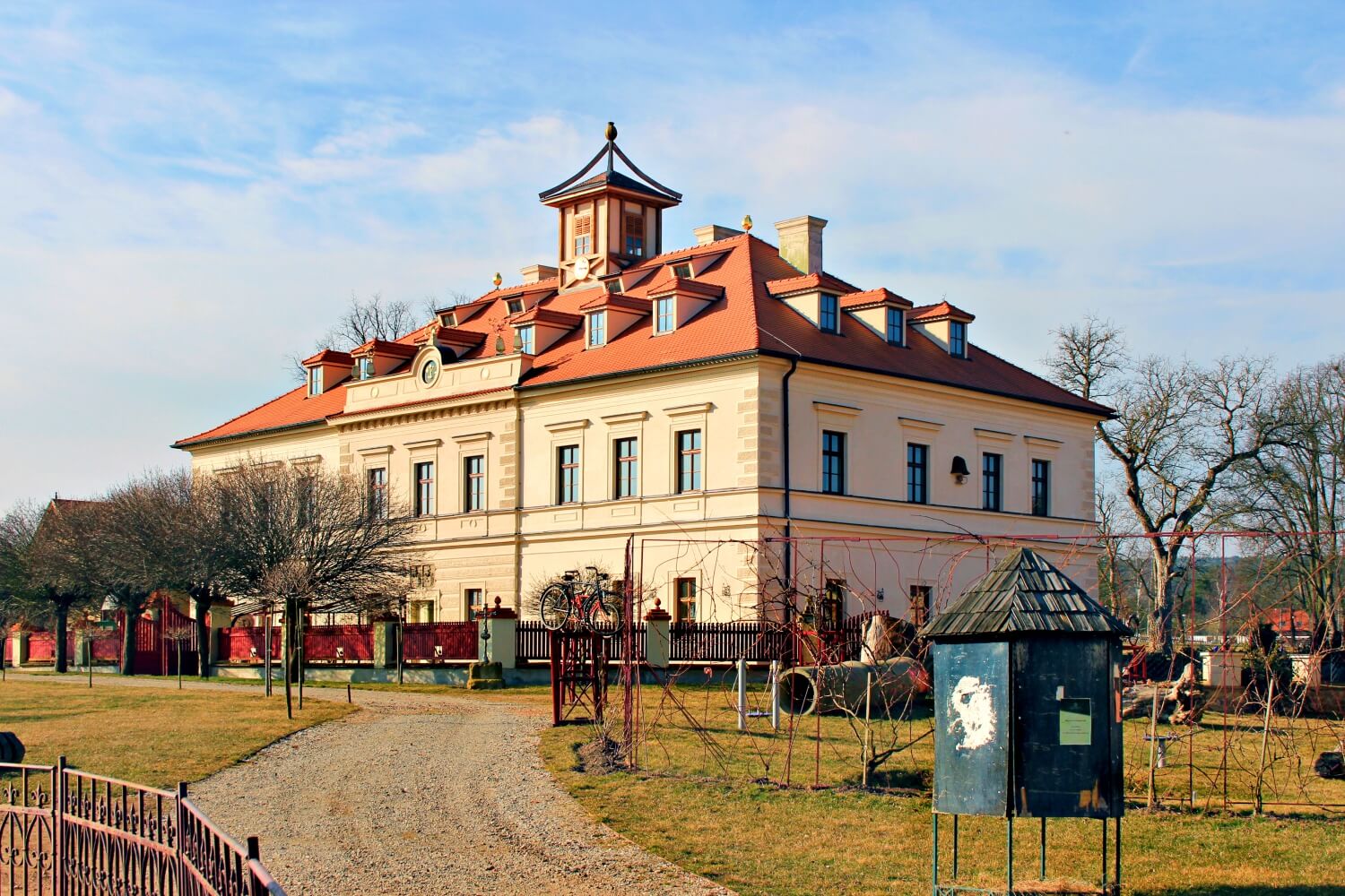 Rochlov Chateau