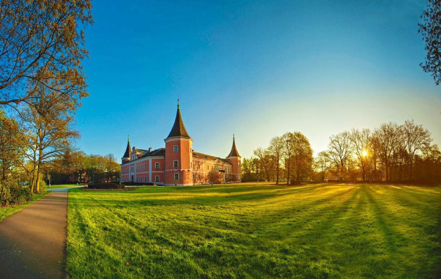 Sokolov Castle