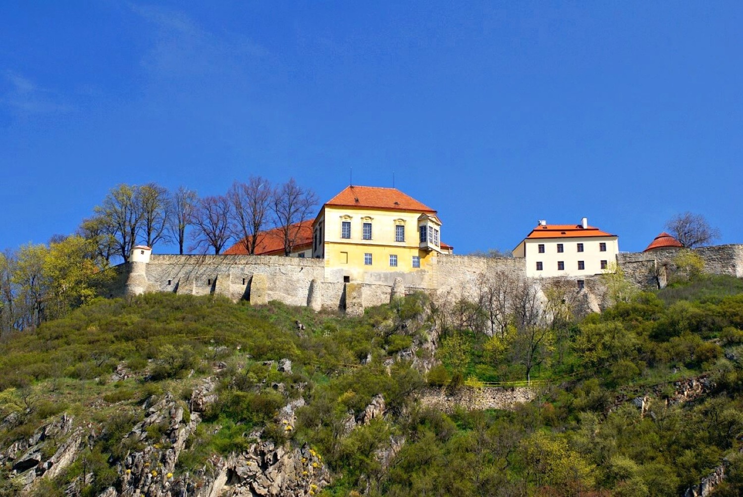 Znojmo Castle/Deblín Chateau