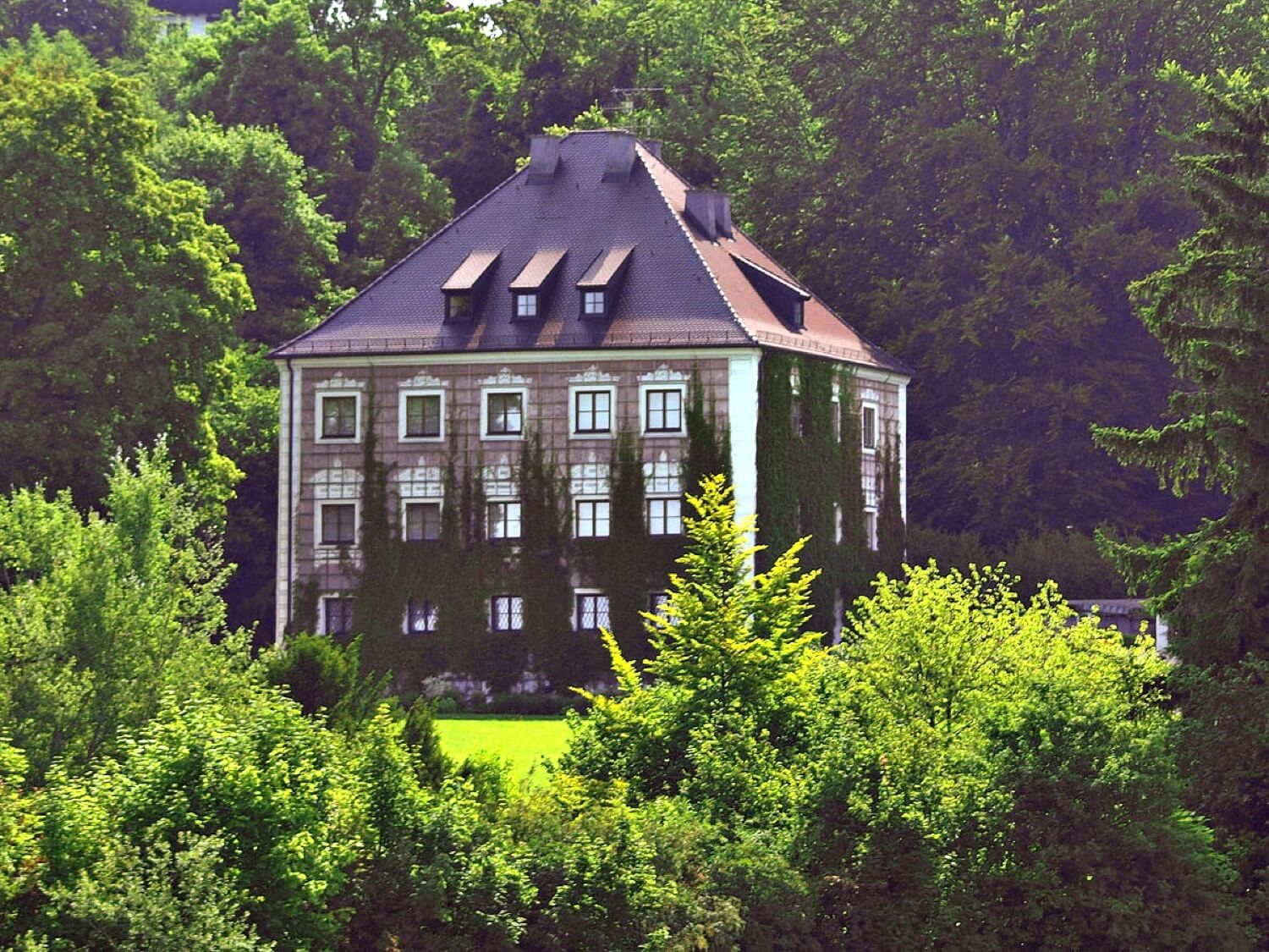 Berg Castle (Bavaria)
