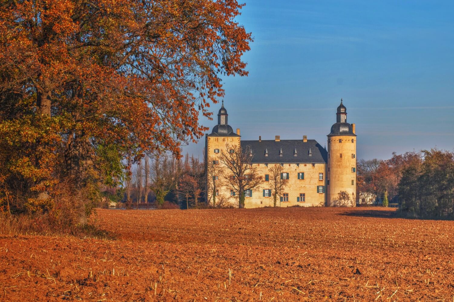 Burg Veynau