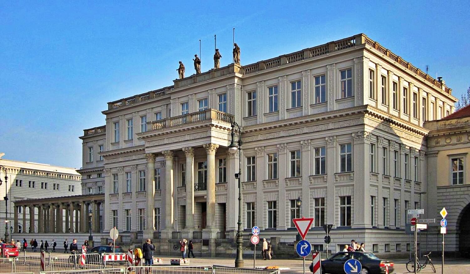 Kronprinzenpalais