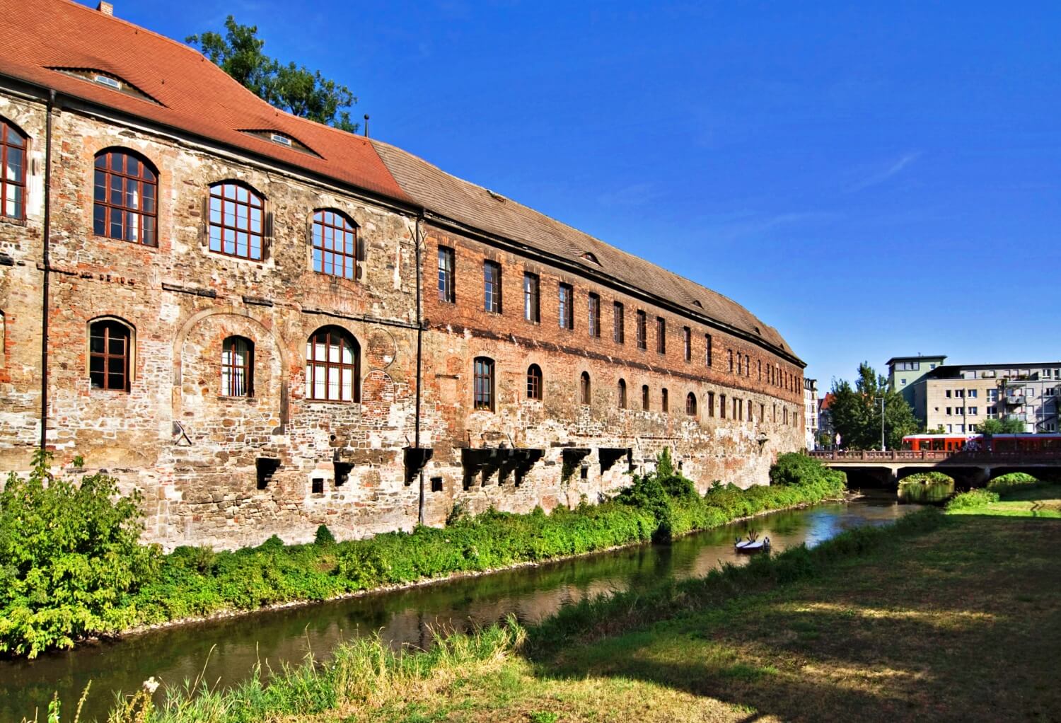 Neue Residenz (Halle)