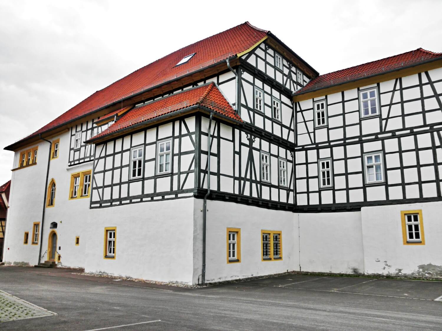 Behringen Castle