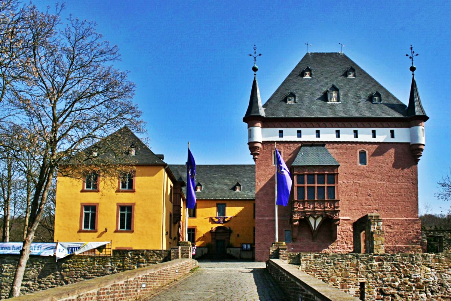 Schloss Burgau