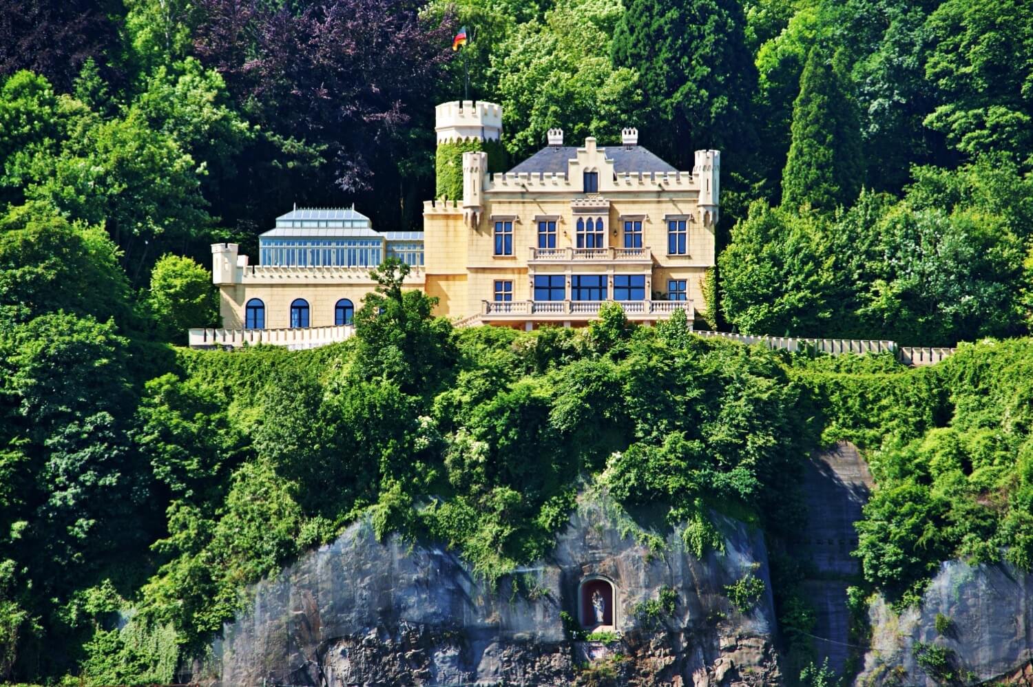 Schloss Marienfels