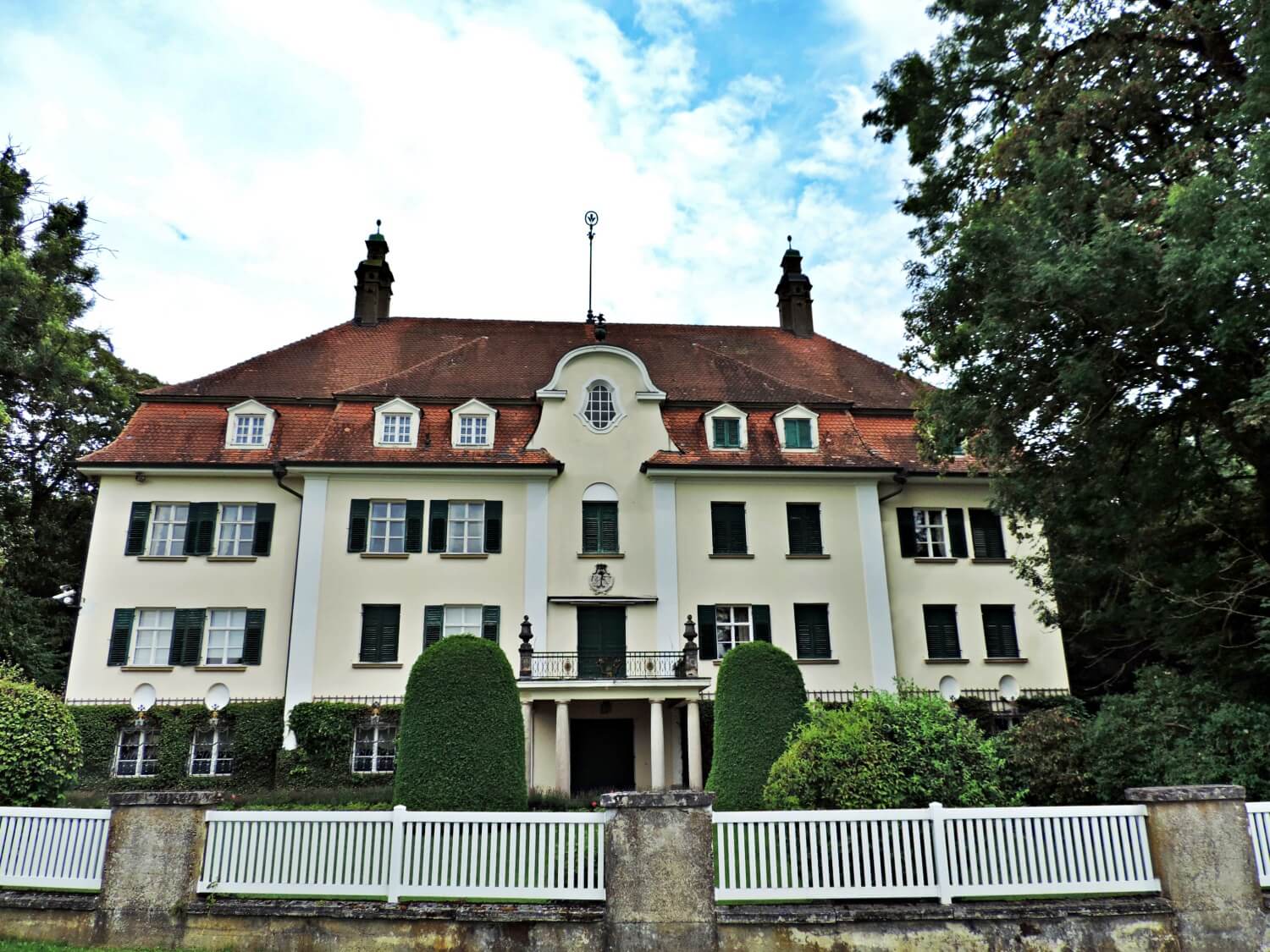 Schloss Roggenburg