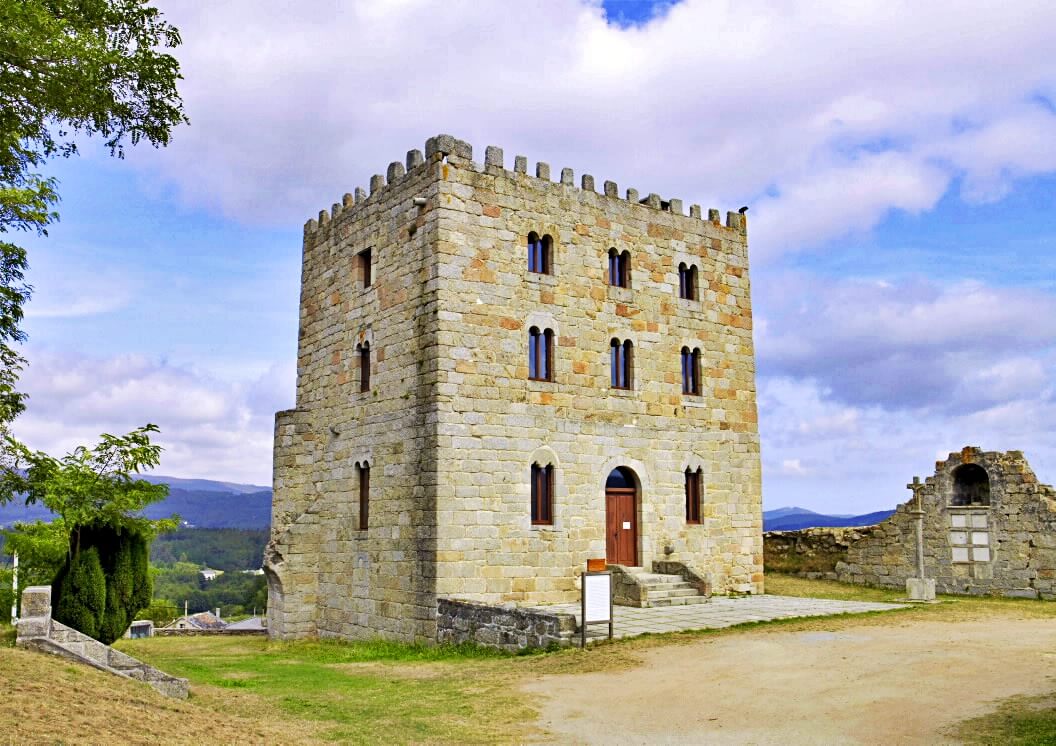 Castrodouro Castle