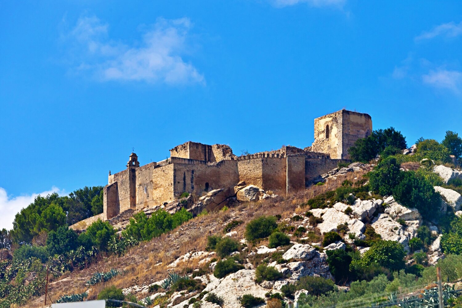 Fatetar Castle