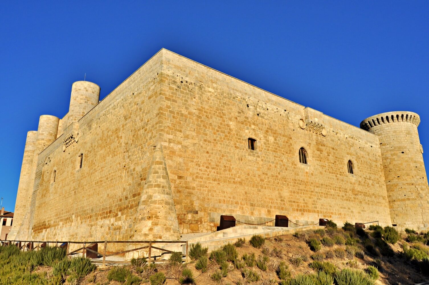 Castle of the Sarmiento