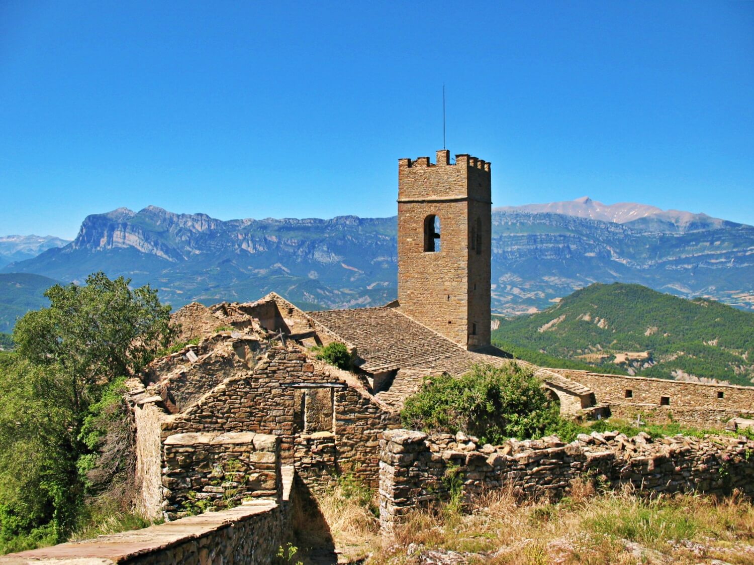 Recinto amurallado de Muro de Roda