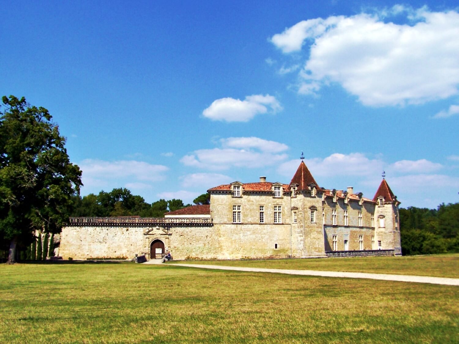 Château de Cazeneuve