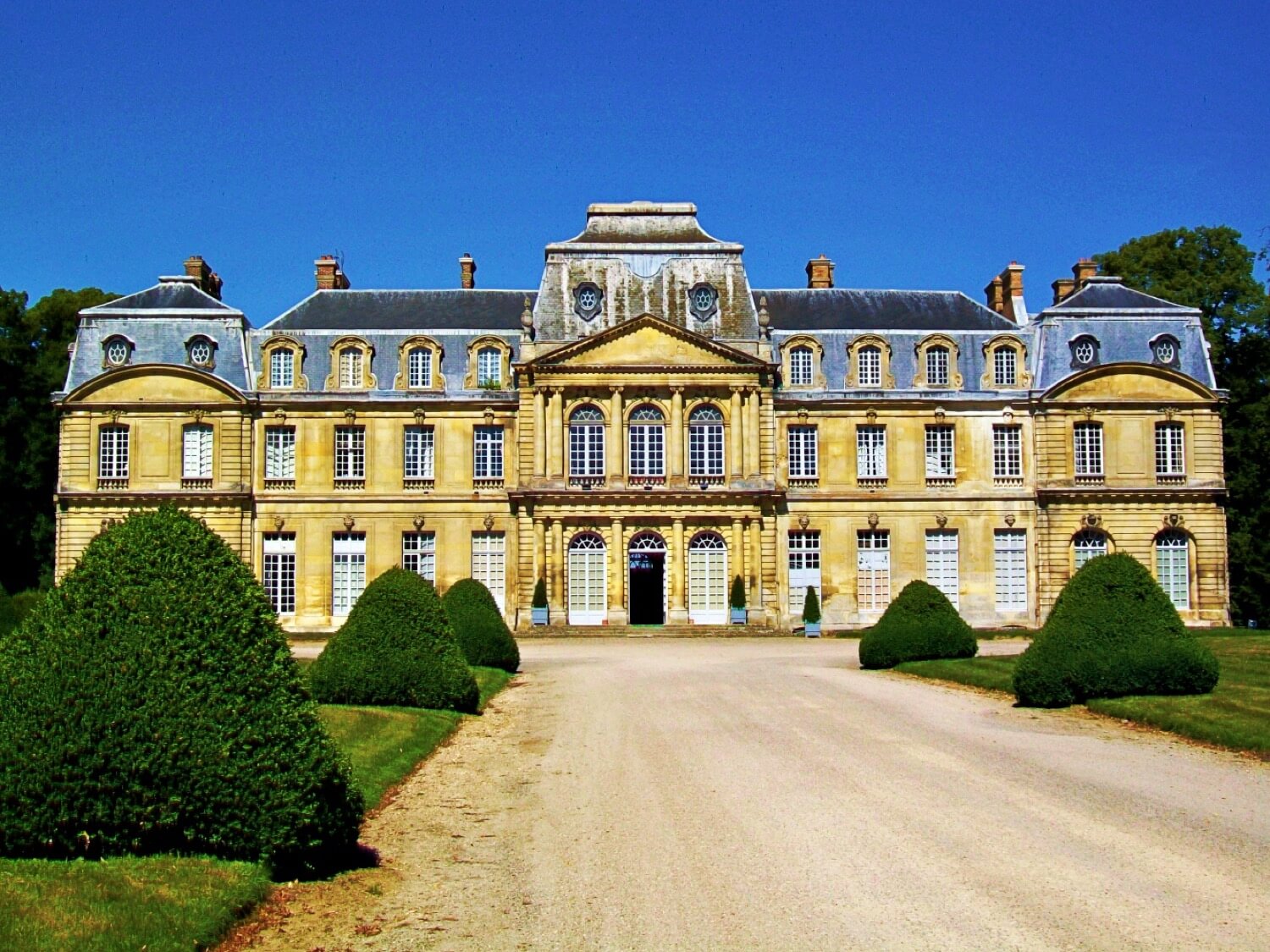 Château de Champlâtreux