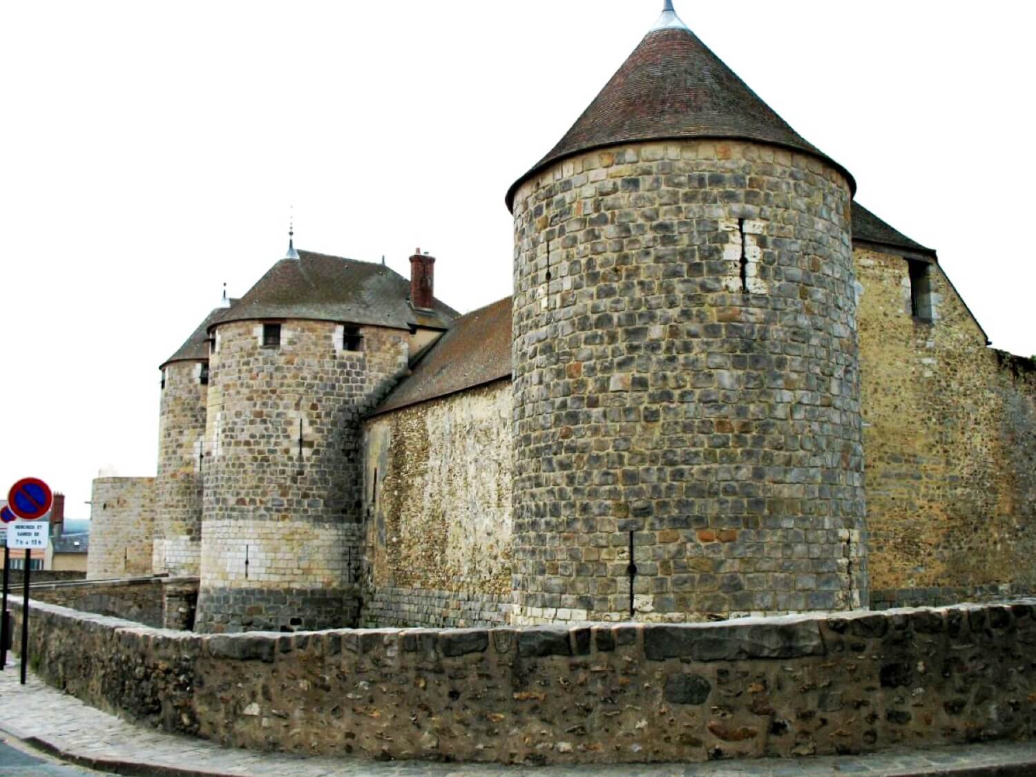 Château de Dourdan