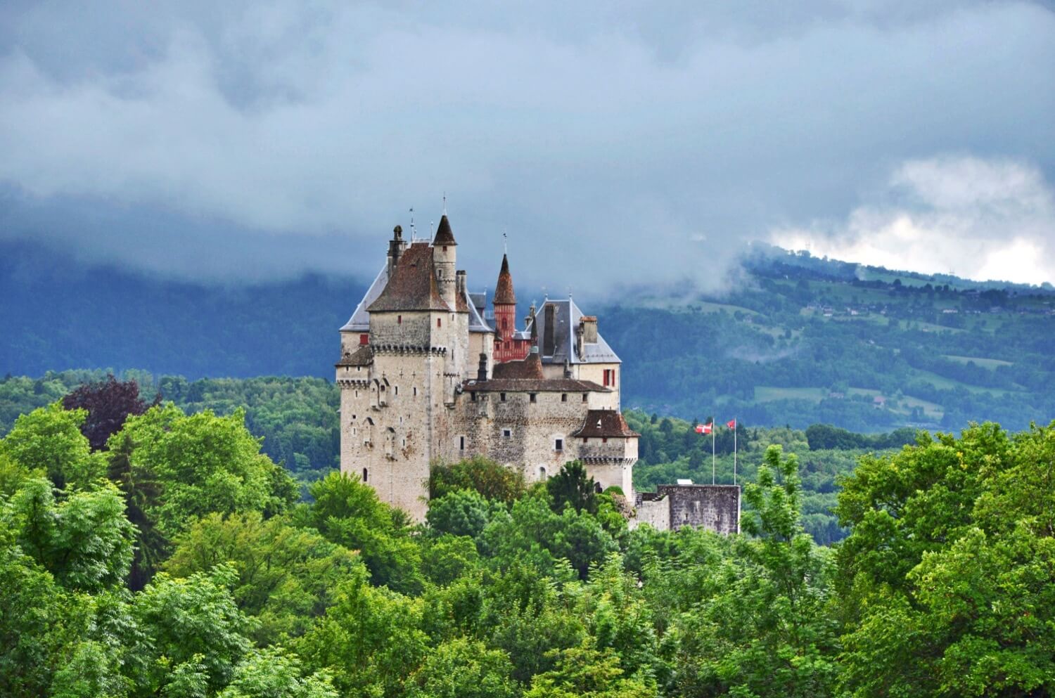 Château de Menthon-Saint-Bernard