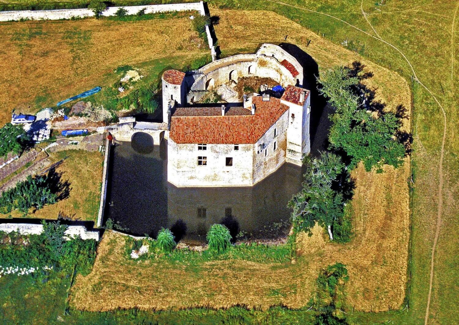 Château de Saint-Jean-Angle