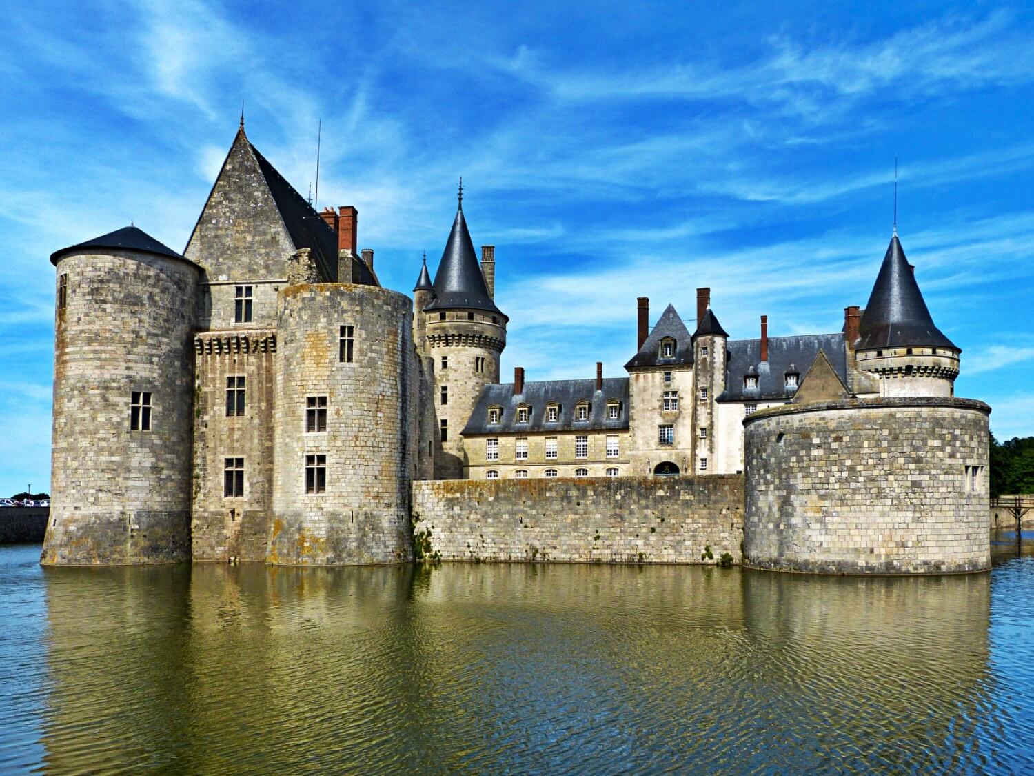 Château de Sully-sur-Loire