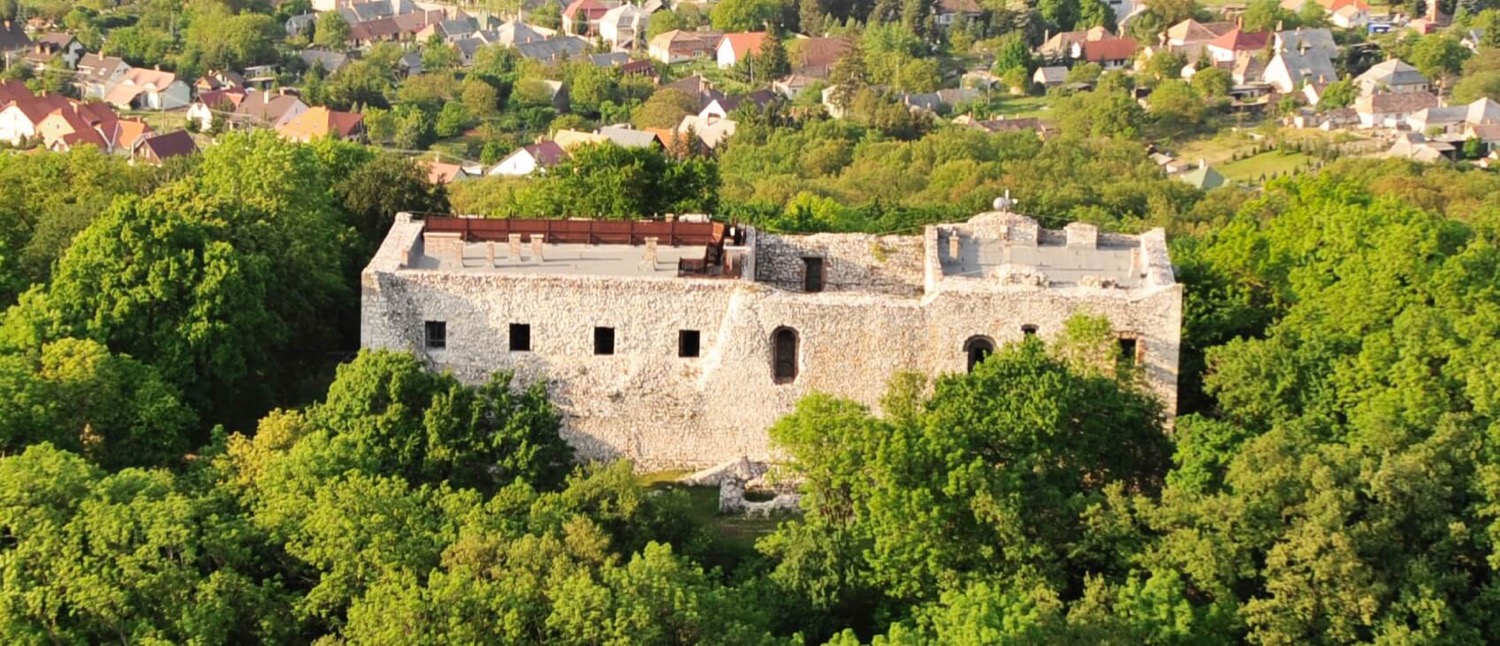 Castle of Várgesztes