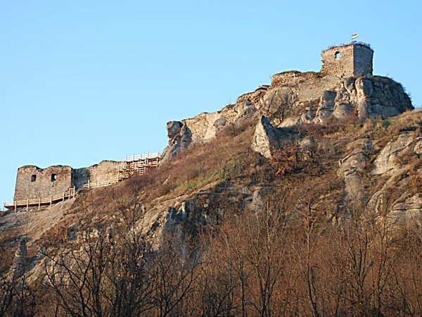 Castle of Sirok