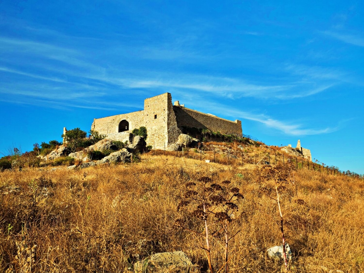 The Calatubo Castle 