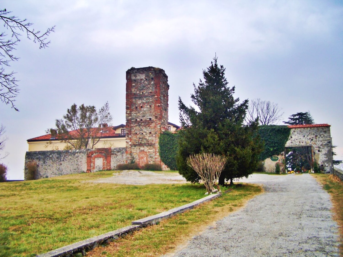 Castello di Chiaverano