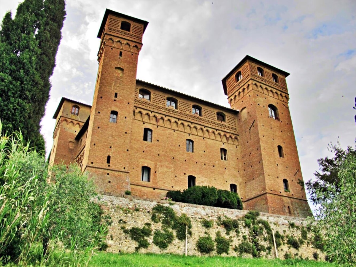 Castello delle Quattro torra