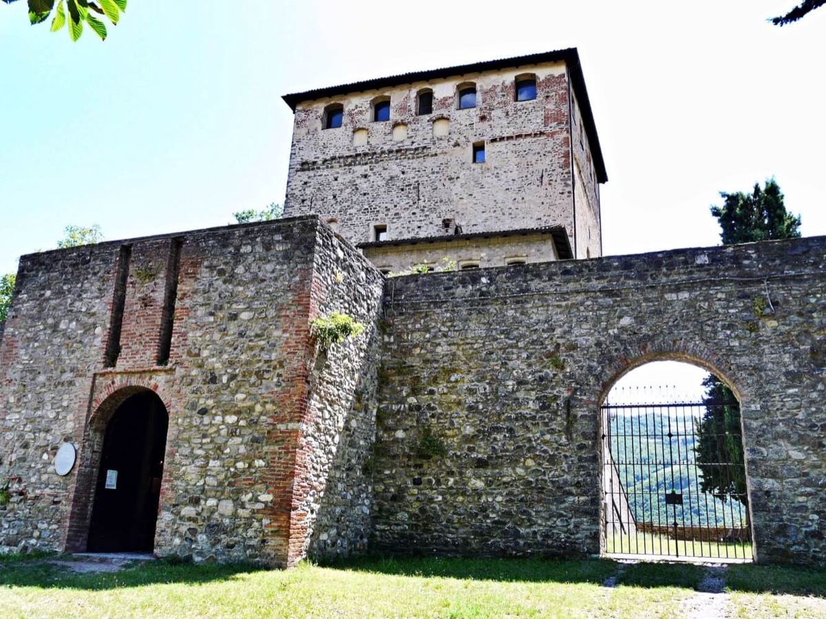 Malaspina Castle