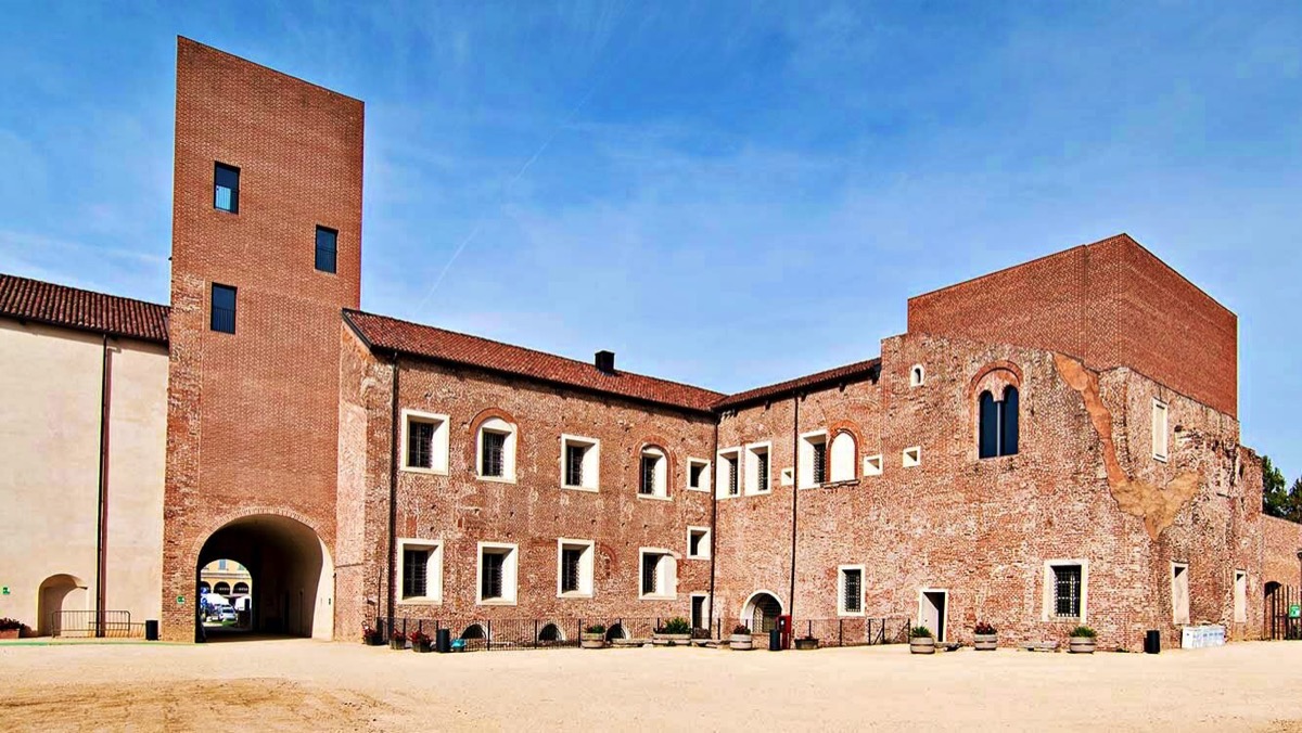 Castello di Novara