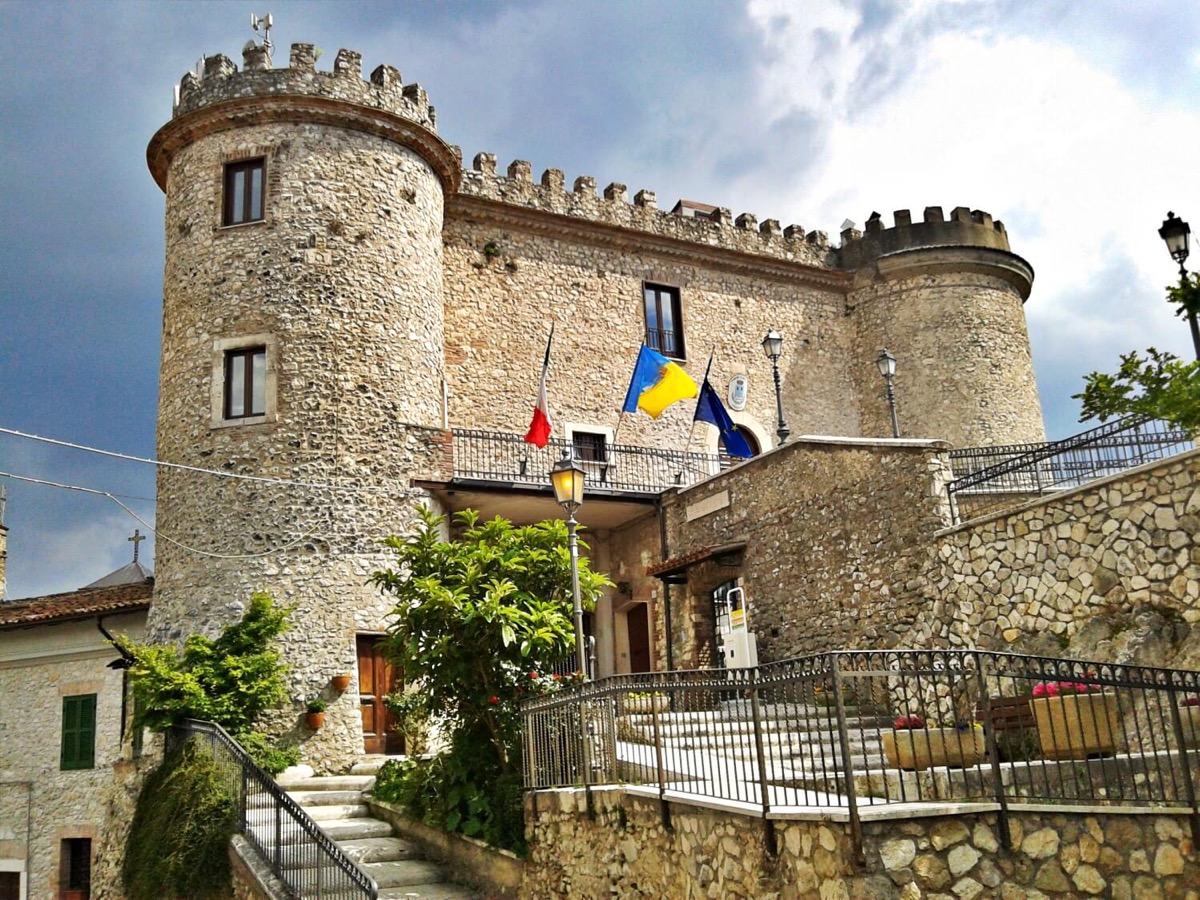 Castello di Oricola