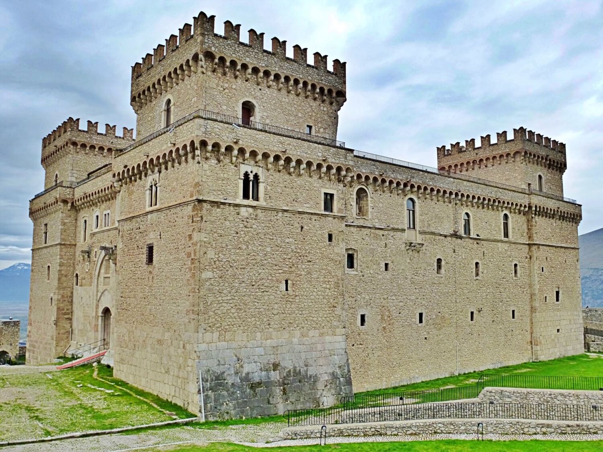 Castello Piccolomini (Celano) 