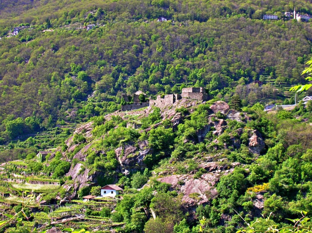 Castello di Pont-Saint-Martin