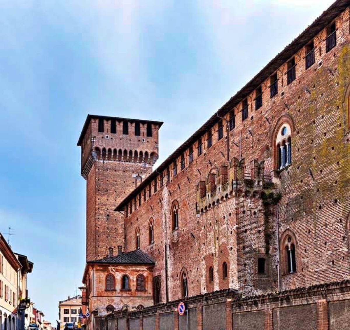 Castello di Sant'Angelo Lodigiano