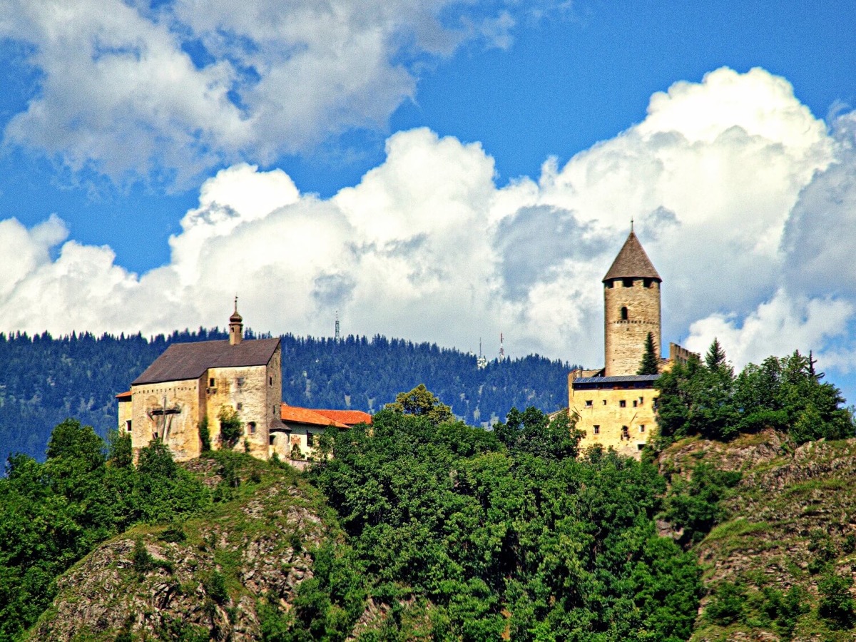 Castle Pietra