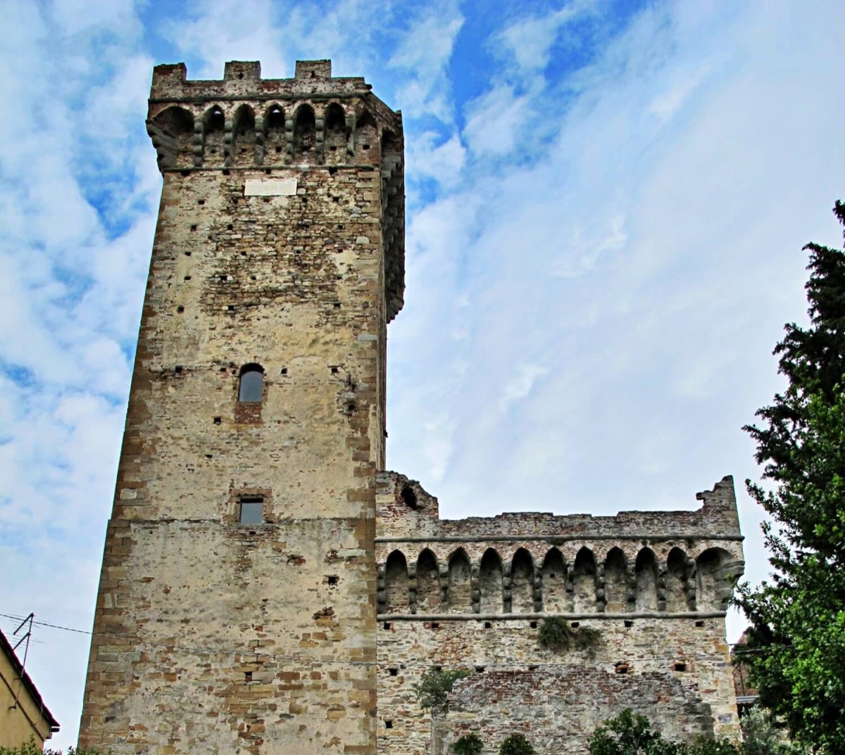 Rocca di Vicopisano
