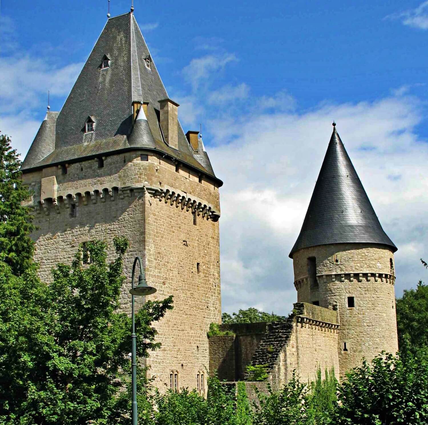 Hollenfels Castle