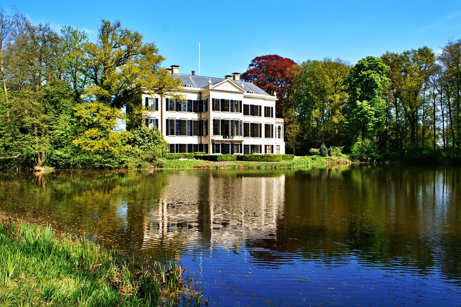 Kasteel Broekhuizen te Leersum