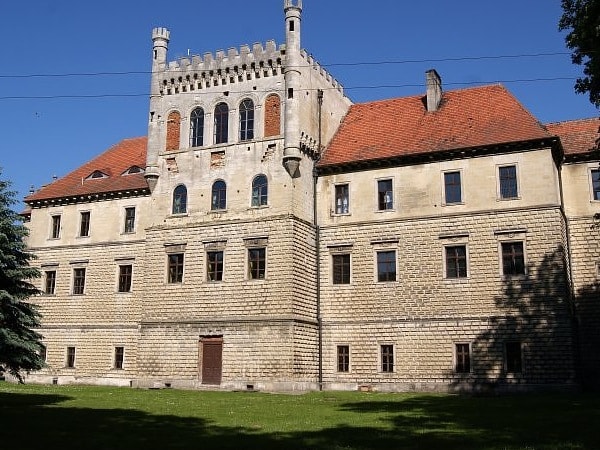 Mirow Castle on the Grand Książu