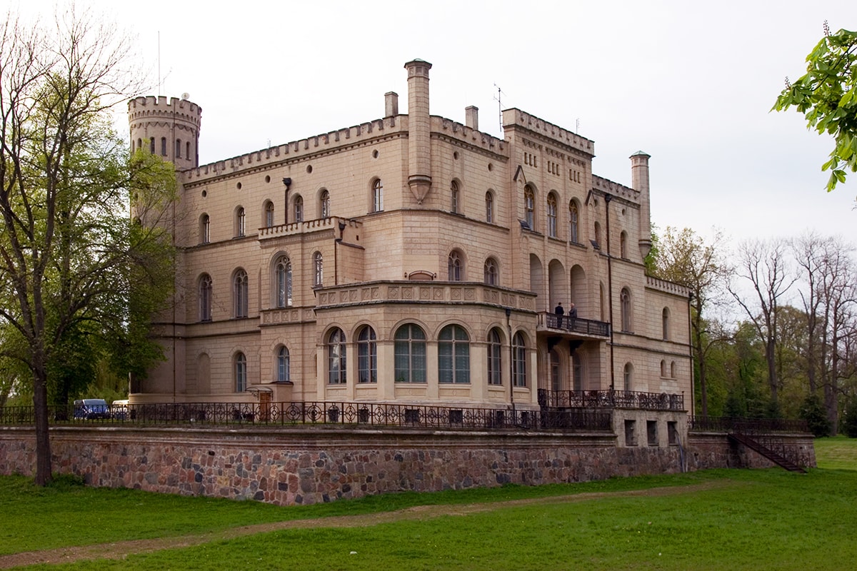 Rokosowo Palace