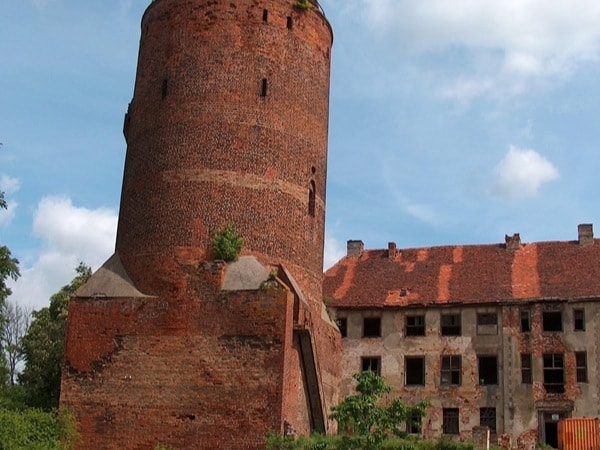 Castle in Swobnica